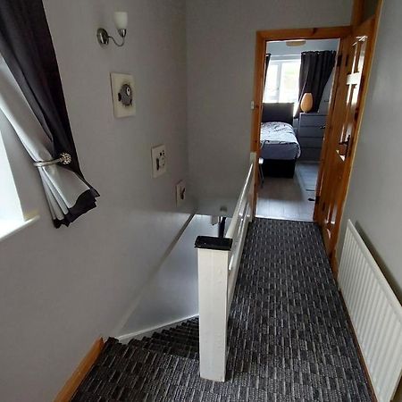 Small Single Room Letterkenny Extérieur photo